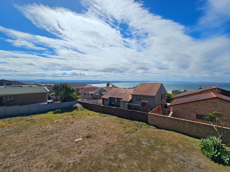 0 Bedroom Property for Sale in Wavecrest Eastern Cape